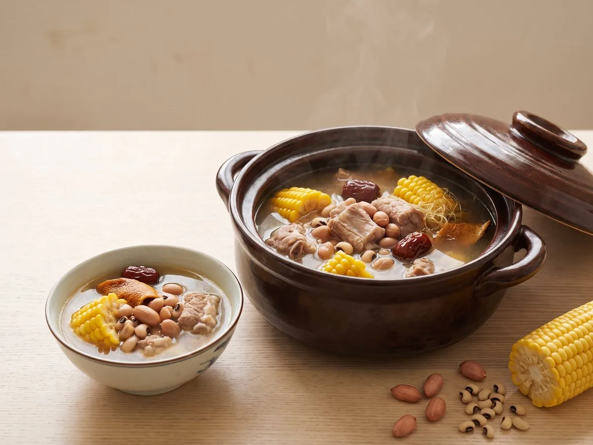 花生眉豆粟米排骨湯